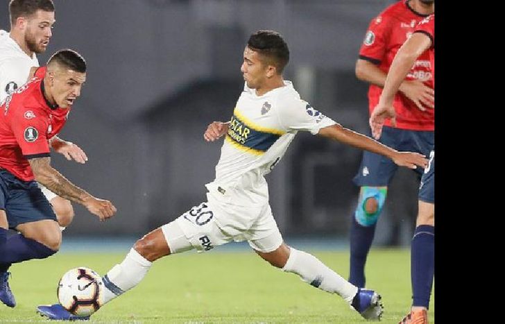 Pochi Chávez, ex Boca, es la figura del conjunto boliviano.