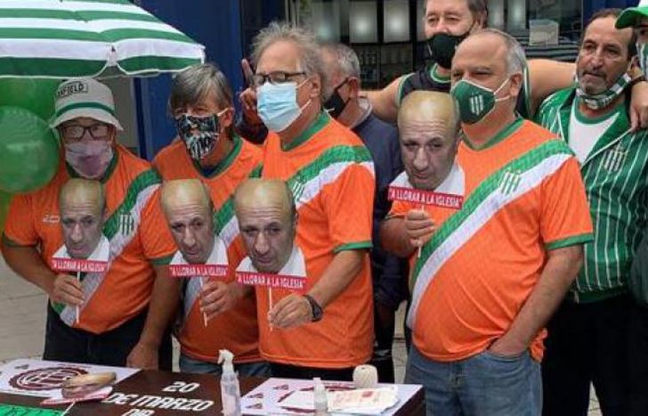 Banfield sigue festejando el clásico del Sur.