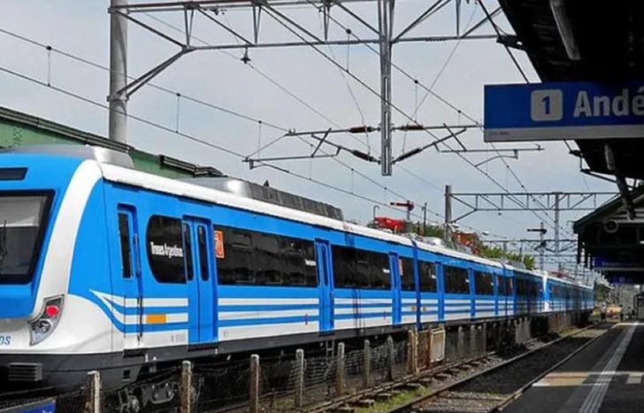 Empezó a normalizarse el funcionamiento de los trenes durante el fin de semana.