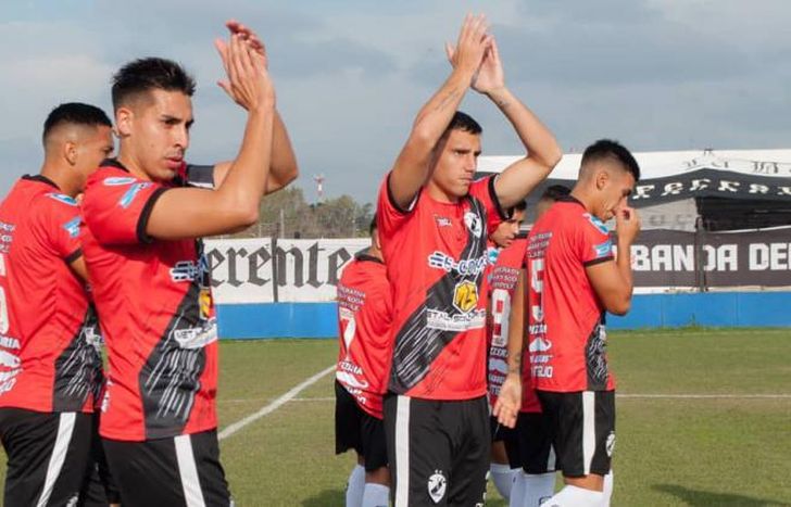 El Tambero no encuentra el rumbo y quedó último.