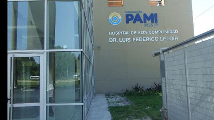 monte grande: denuncian que un hospital atiende con personal que viajo al extranjero
