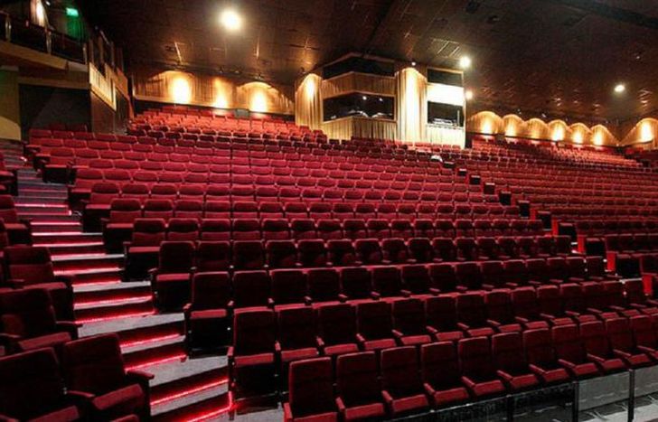El Gobierno bonaerense trabaja para que haya temporada teatral.
