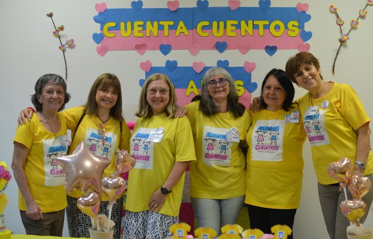 El grupo de las Cuentacuentos del Gandulfo tiene narradoras para niños y adultos.&nbsp;