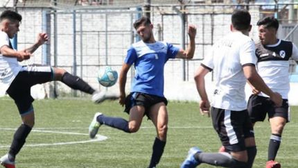 Claypole animó su segundo amistoso en Libertad.