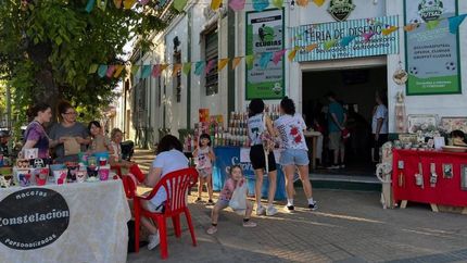 La entrada a las ferias es sin costo para los vecinos.