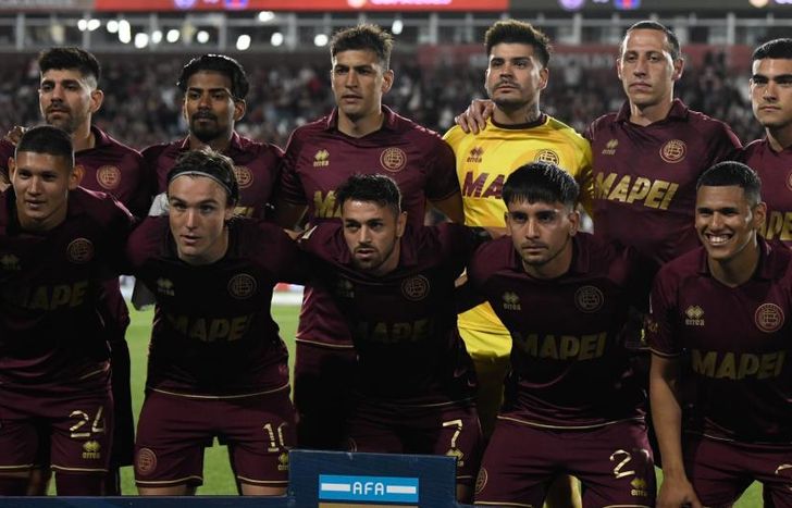 Un titular de Lanús jugará para la Selección de Paraguay.