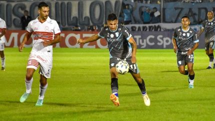 El Gasolero se recuperó y brilló ante el Gallo. El Gasolero se recuperó y brilló ante el Gallo.
