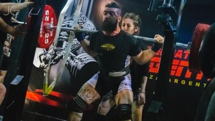 Luciano levantó 625kg en total.