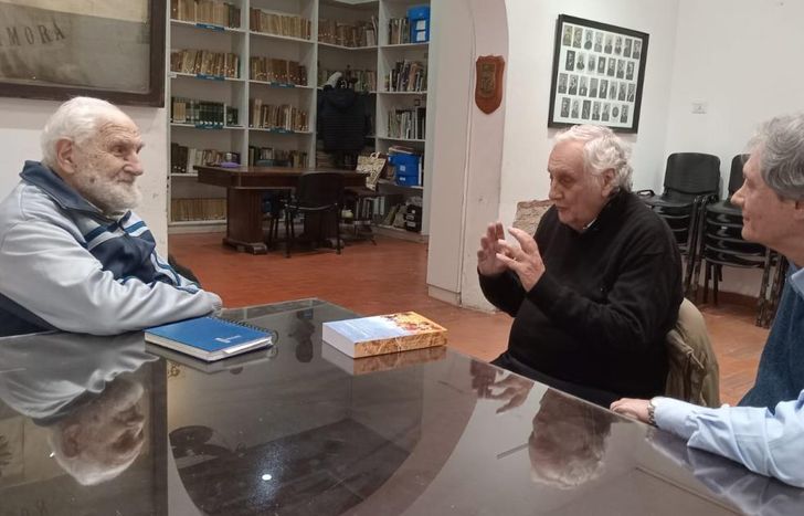 A los hermanos Calcagno y a Carlos Pesado Palmieri los une el compromiso por difundir la historia de Manuel Belgrano.