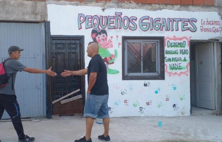 La ayuda de los vecinos es fundamental para que el merendero siga de pie y creciendo.