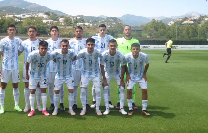Argentina ganó en su primera presentación en Mallorca.