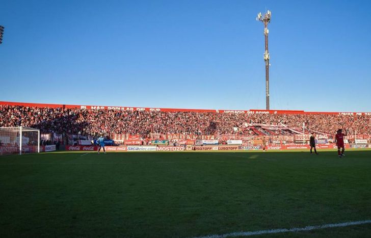 La gente explotó el estadio Gallardón.