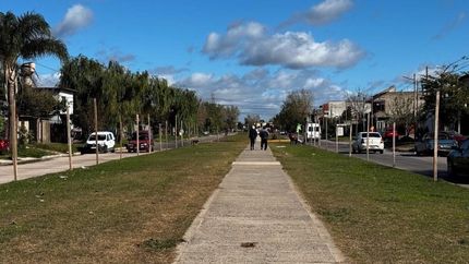 En el boulevard instalarán juegos, canchas, pérgolas, luminarias y árboles.