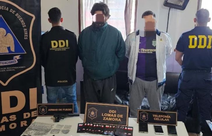 Los barras fueron detenidos por la DDI de Lomas de Zamora.