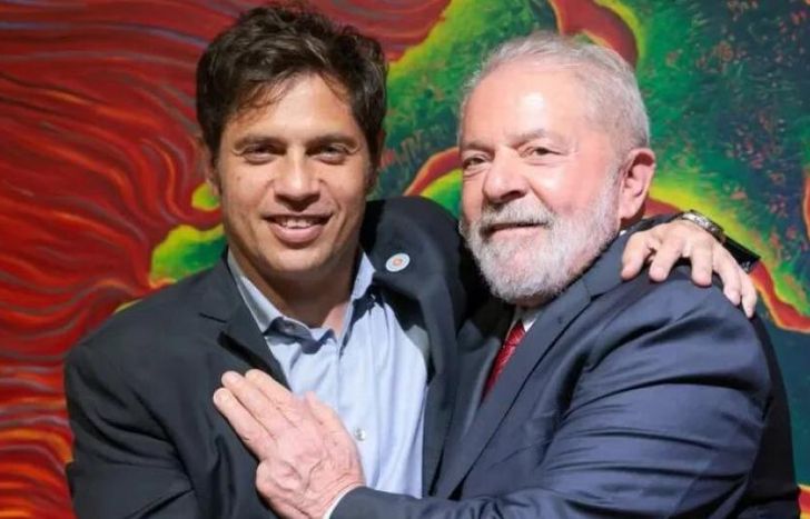 Axel Kicillof viaja a Brasil y podría juntarse con Lula.