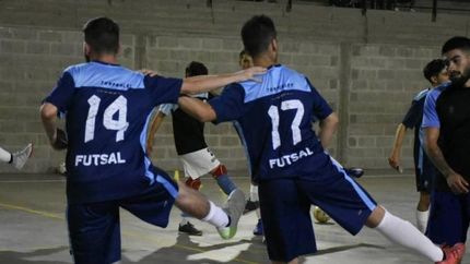 El futsal vuelve a la competencia después de más de un año. El futsal vuelve a la competencia después de más de un año.