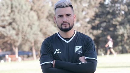 Rivas es uno de los ocho refuerzos de Los Andes. Rivas es uno de los ocho refuerzos de Los Andes.