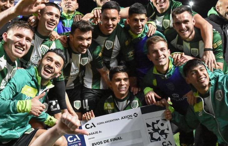 Banfield eliminó a Unión de Santa Fe en la fase anterior.