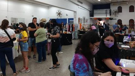 En Díaz Veléz 76, Lomas.