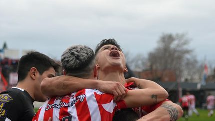 El delantero fue fundamental para romper el maleficio.