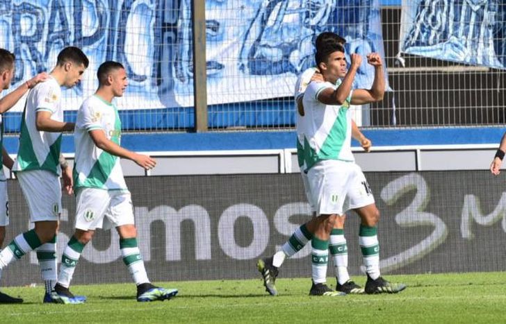 Enrique, a poco del final, le dio tres puntos valiosos.