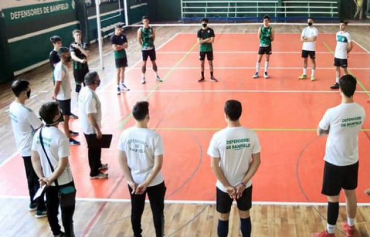 El plantel del Defe entrena bajo estricto protocolo.