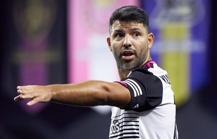 Llega la serie del Kun Agüero.