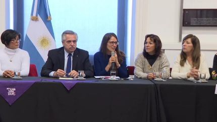 Alberto Fernández recibió en Casa Rosada a familiares de víctimas de femicidios.