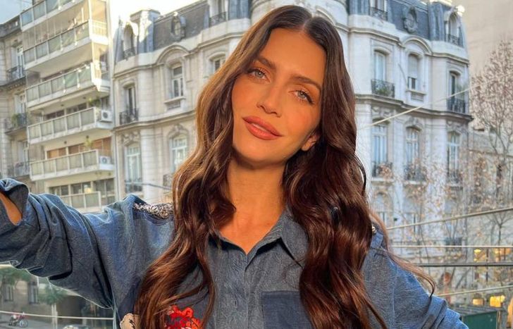 Noble actitud de la modelo.