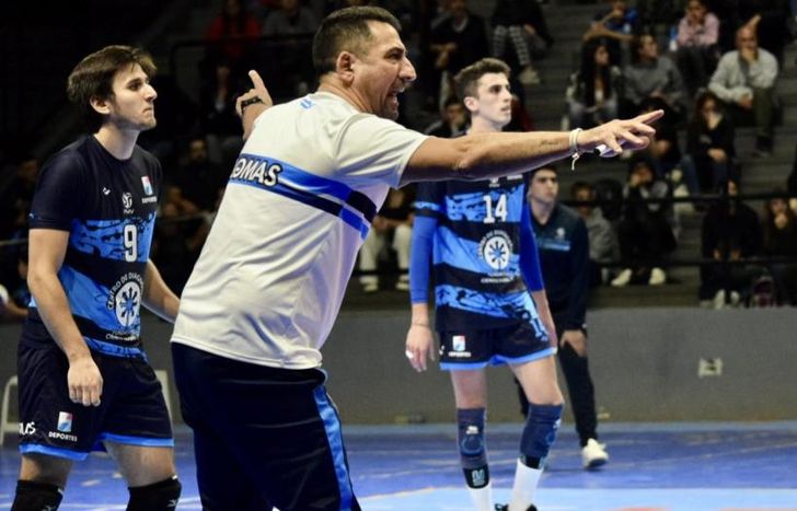 Marcelo Silva, DT de Lomas.