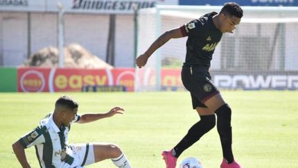 Lanús sigue sin levantar cabeza: cayó en Junín por 1 a 0. Lanús sigue sin levantar cabeza: cayó en Junín por 1 a 0.