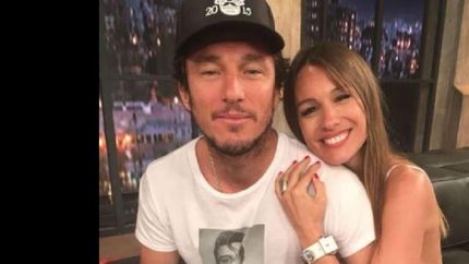 pampita y pico monaco: donde hubo fuego?