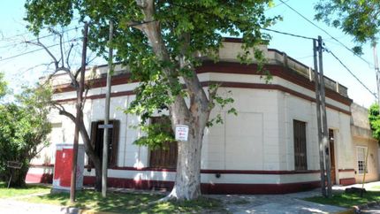 en Riego y Nuñez y 30 de Septiembre, Turdera. en Riego y Nuñez y 30 de Septiembre, Turdera.