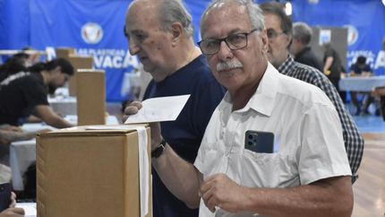 Lecchi ganó las elecciones con 1420 votos a favor.