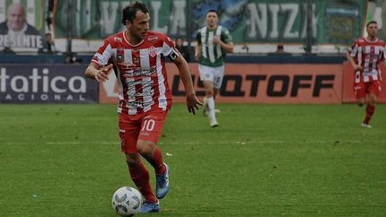 Fernando Enrique, capitán de Talleres de Escalada. Fernando Enrique, capitán de Talleres de Escalada.