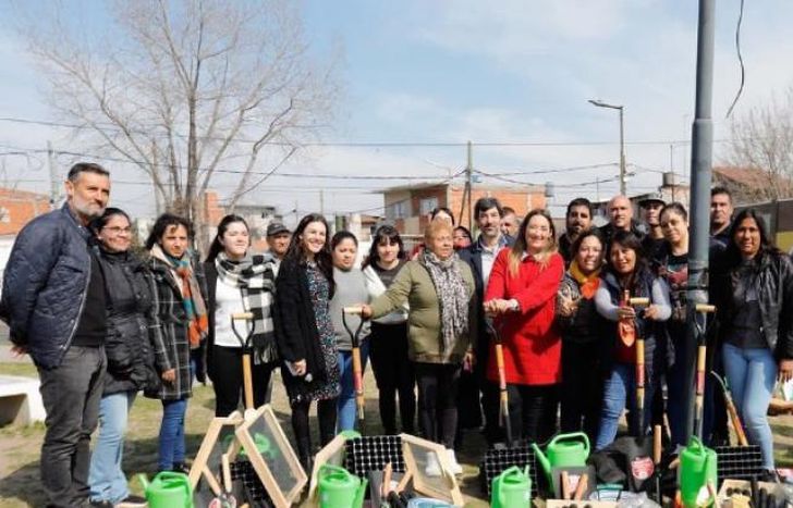 Los kits fueron destinados a 17 organizaciones comunitarias de lomas.
