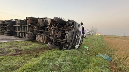 Así quedó el camión tras el accidente.