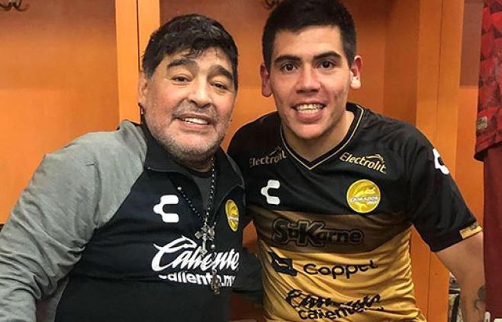 Canto fue dirigido por el Diego en Dorados.