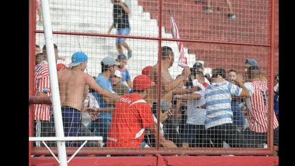 les prohiben el ingreso a 110 barras de los andes