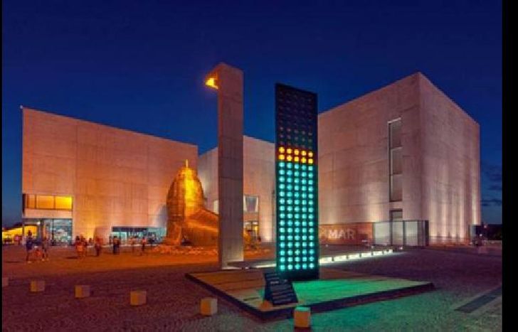 HABRÁ CHARLAS, PERFORMANCES Y PROYECCIONES.