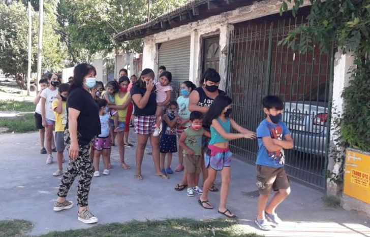 El 23 entregaron cajas navideñas.