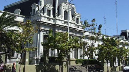 golpeo a su companero en una escuela de avellaneda: tuvo que ser internado