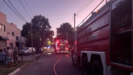Sucedió ayer por la tarde noche. Sucedió ayer por la tarde noche.