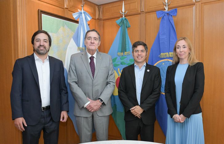 Axel Kicillof firmó un acuerdo con la OPS para fortalecer el sistema de salud.