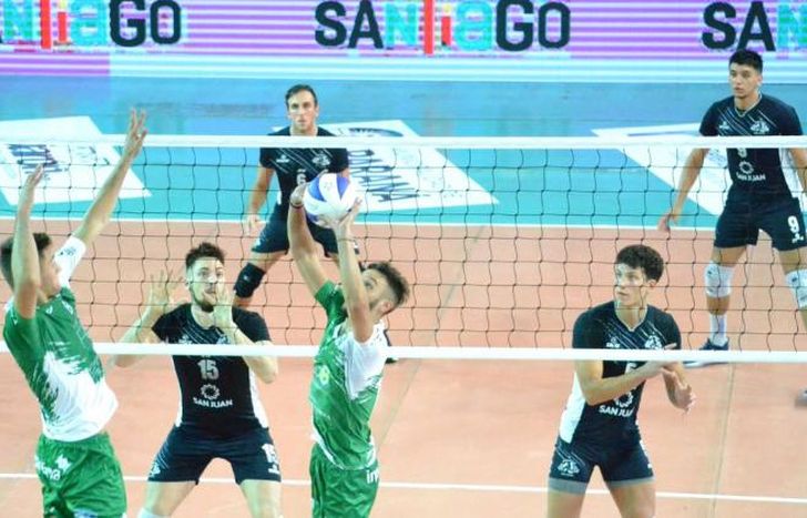 Defensores perdió en un partido parejo frente a Obras.