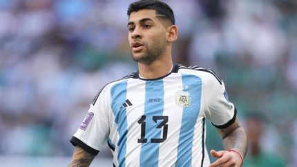 Cuti Romero se animó a posar para una revista.