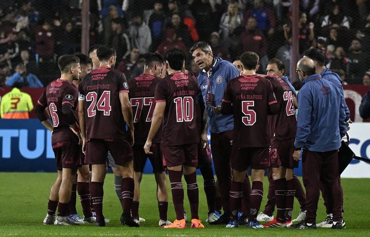 Lanús, con acción en el Torneo Apertura y la Copa Libertadores.