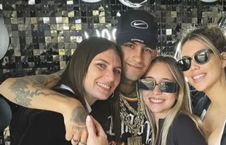 L-Gante y Wanda Nara, de festejo.