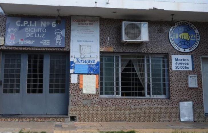 El trailer de salud se instalará en la puerta de la institución ubicada en 1°de Marzo 1360, Llavallol.