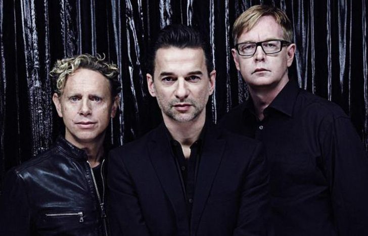 Con sus lentes, fue el gran músico de la banda.